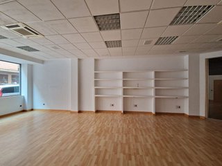 Local comercial en alquiler en Hispanoamérica - Comunidades en Valdemoro