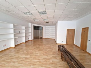 Local comercial en alquiler en Hispanoamérica - Comunidades en Valdemoro
