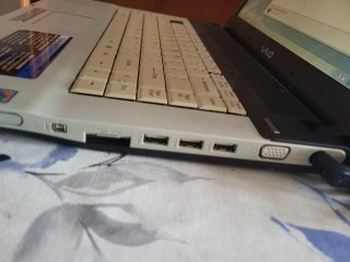Portátil Sony Vaio Plata