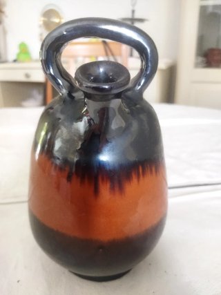 Botijo rústico de cerámica