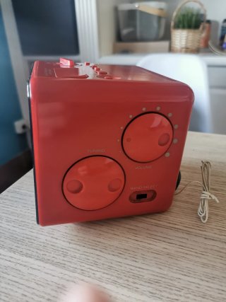 Sony Digicube Rojo - Radio Despertador Vintage