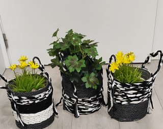 3 Maceteros/Pongotodo artesanales