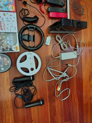 Consola Wii con juegos y accesorios