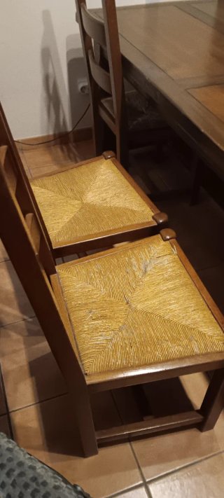 Mesa de cerezo y roble macizo con 6 sillas