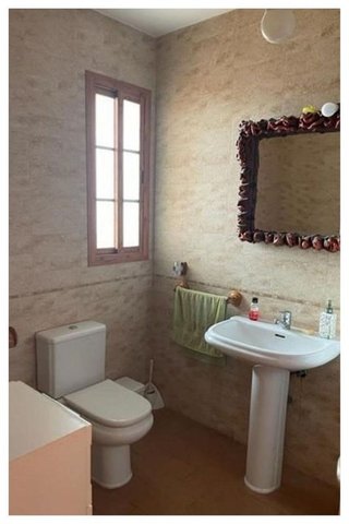 Casa adosada en venta en Constitución en Melilla
