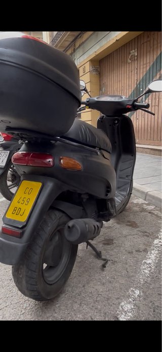Piaggio ciclomotor 49cc con papeles e ITV