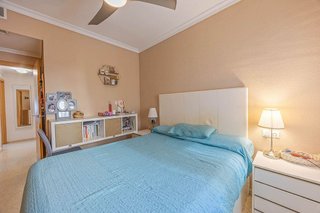 Piso en venta en La Granja-La Colina-Los Pastores en Algeciras