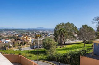 Piso en venta en La Granja-La Colina-Los Pastores en Algeciras