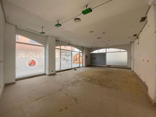 Local comercial en venta en La Chantría - La Lastra en León