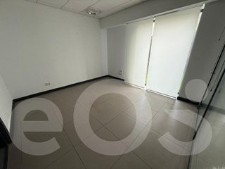 Local comercial en venta en Rinconada en Alcalá de Henares