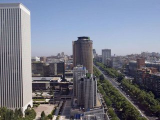 Oficina en alquiler en Castillejos en Madrid