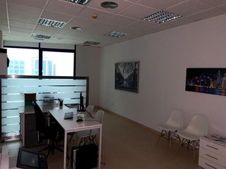 Oficina en alquiler en San Jerónimo - La Bachillera en Sevilla