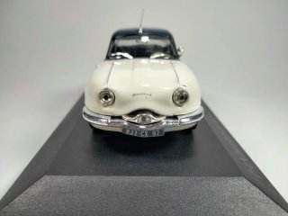 1:43 Panhard Dyna Grand Standing (1958)