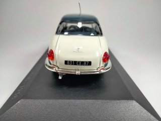 1:43 Panhard Dyna Grand Standing (1958)