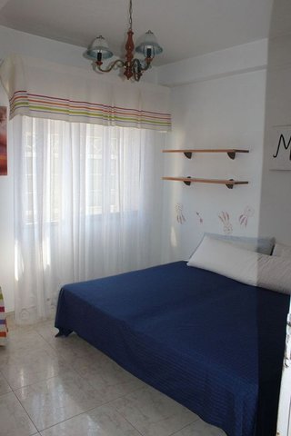 Edificio en venta en Grove (O)