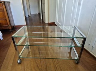 Mesa auxiliar cristal y metal con ruedas