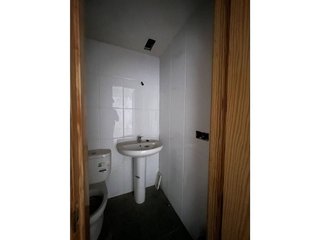 Local comercial en venta en Fraternidad en Elda