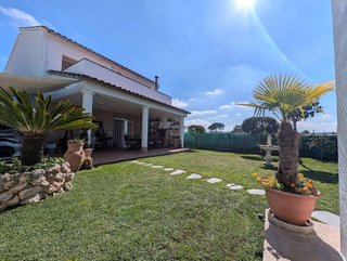 Chalet en venta en Vidreres