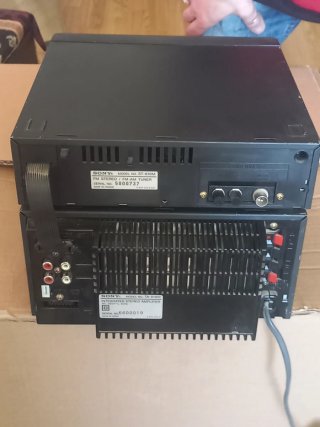 Giradischi Sony Sintonizzatore e amplificatore