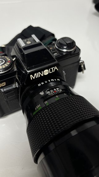 Minolta X-500 Cámara Analógica Negra