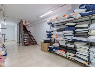 Local comercial en venta en Castillejos en Madrid