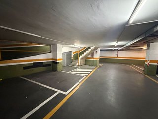 Garaje en venta en Centre en Girona