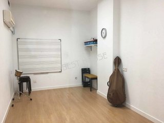 Local comercial en venta en Adurtza - Aretxabaleta en Vitoria-Gasteiz