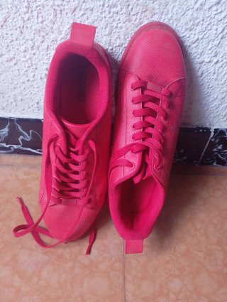 Zapatillas deportivas rosas