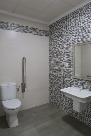 Local comercial en venta en Manzanares