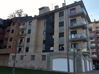 Local comercial en venta en San Mamés - La Palomera en León