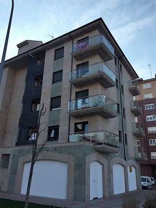 Local comercial en venta en San Mamés - La Palomera en León