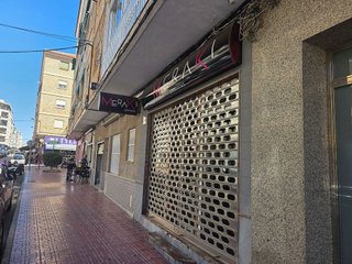 Local comercial en venta en Playa del Cura en Torrevieja