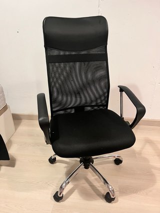 Silla de estudio negra