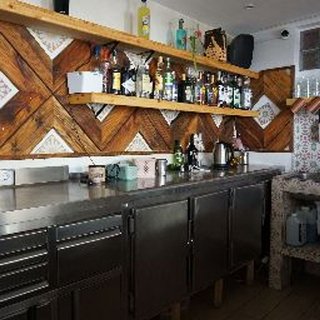 Local comercial en venta en Escala, L´