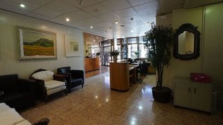 Local comercial en alquiler en Centre - Eixample – Can Llobet – Can Serra en Barbera del Vallès