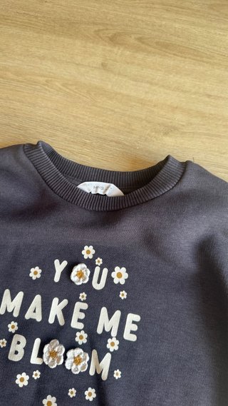 Sudadera niña mensaje de Mango
