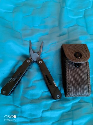 Navaja Multiusos con Funda