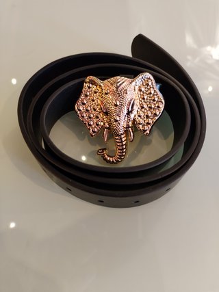 Cinturón Negro Hebilla Elefante Dorado