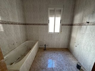 Casa adosada en venta en Jódar