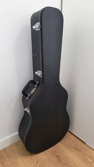 Art & Lutherie Cedar Black Q1 Guitarra