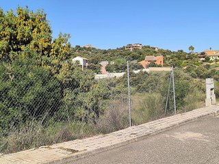 Terreno en venta en Los Cigarrales-La Bastida en Toledo