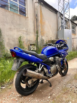 Suzuki Bandit 600 Naked Azul