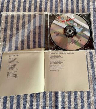 CD Golpes Bajos - Vivo
