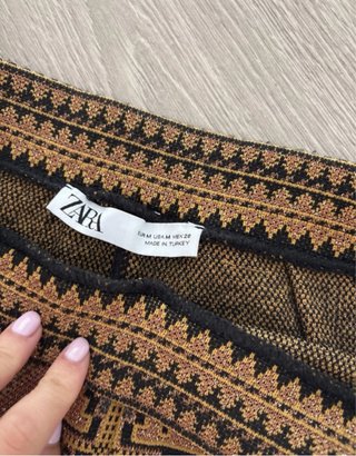 Pantalón Zara estampado étnico tendencia