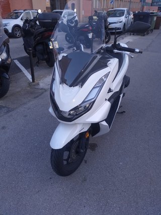 Honda PCX 125cc 2022 Blanca