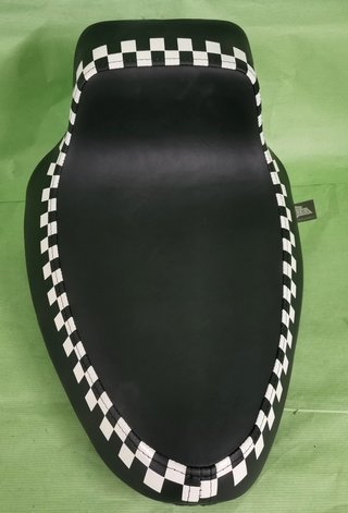 Asiento de gel UltimaSaddels para Harley Davidson