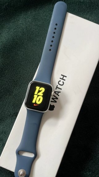 Reloj Apple Watch SE 2023