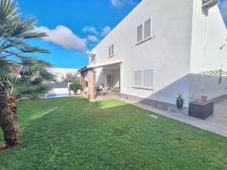 Chalet en alquiler en Espartinas