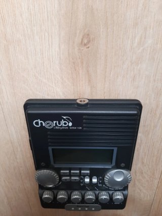 Cherub iRhythm WRW 106 Metrónomo