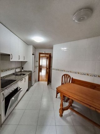 Piso en alquiler en El Barral Ferial en Coslada